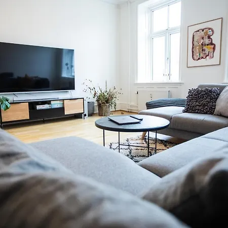 181m2 Newly Renovated - Center