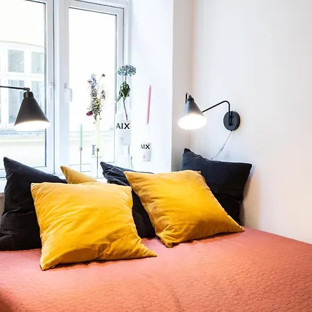 181m2 Newly Renovated - Center Apartament Kopenhaga